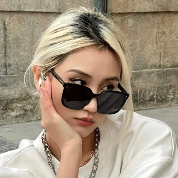 OIMG Vintage Square Sunglasses Women Oversized Sunglass Men Retro Black Sun Glas - Picture 3 of 8